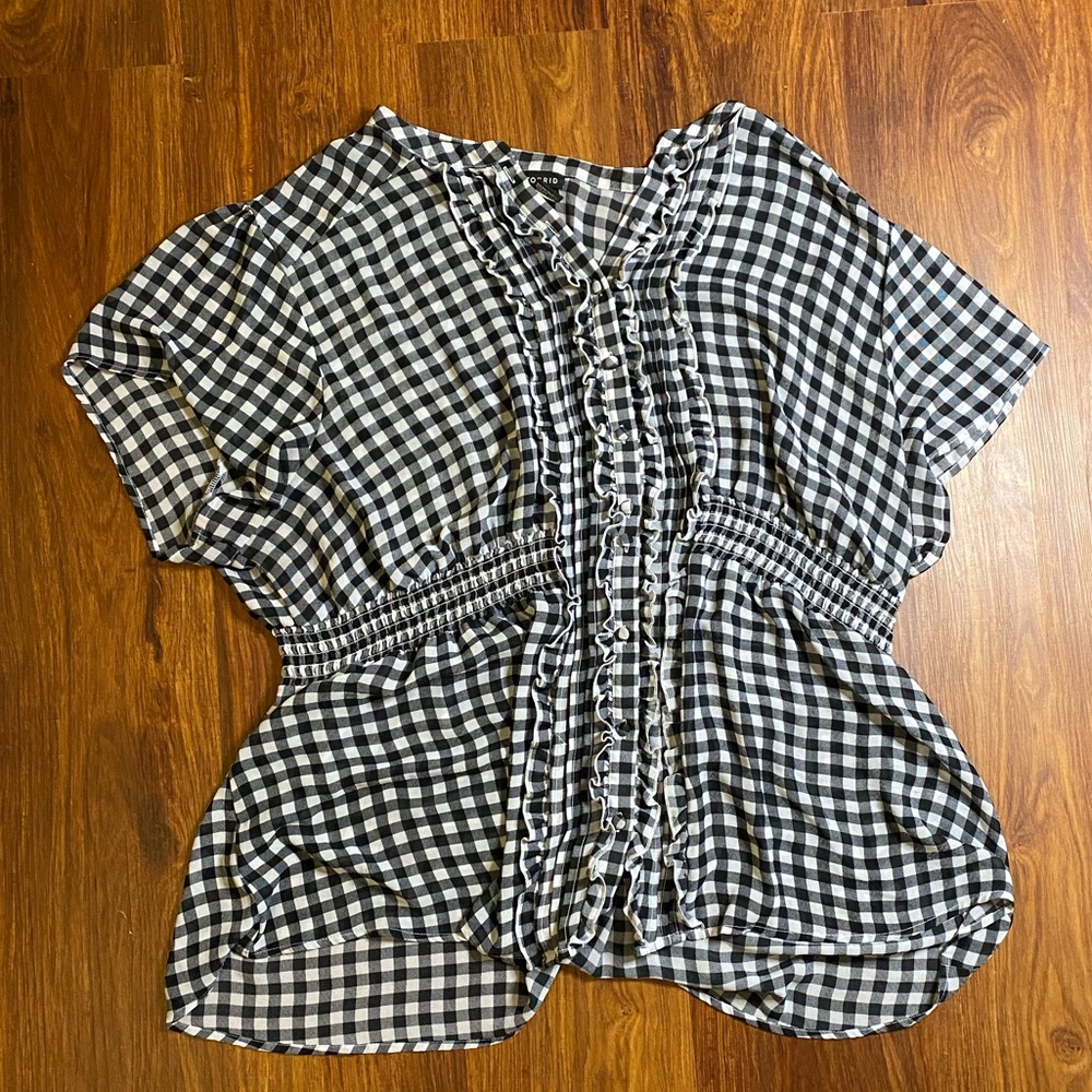 Black and White gingham print ruffle chiffon top